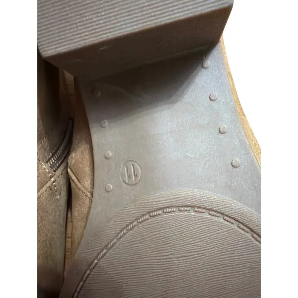 Torrid Women's Tan Beige V-Cut Ankle Bootie Side Zip Size 11 WW Wide Width